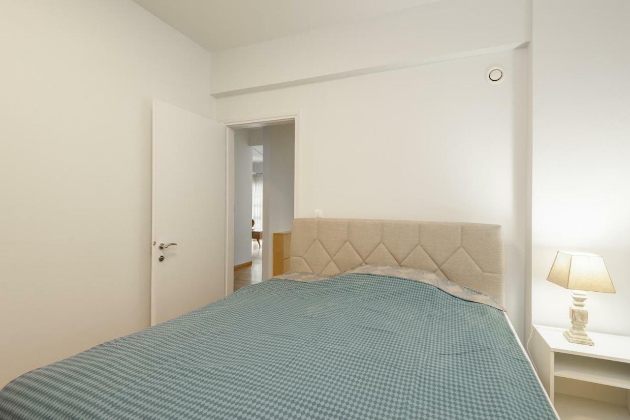 Brand-New Modern Flat In Heart Of City テッサロニキ エクステリア 写真