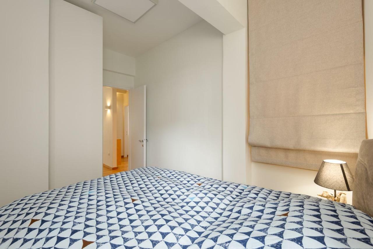 Brand-New Modern Flat In Heart Of City テッサロニキ エクステリア 写真