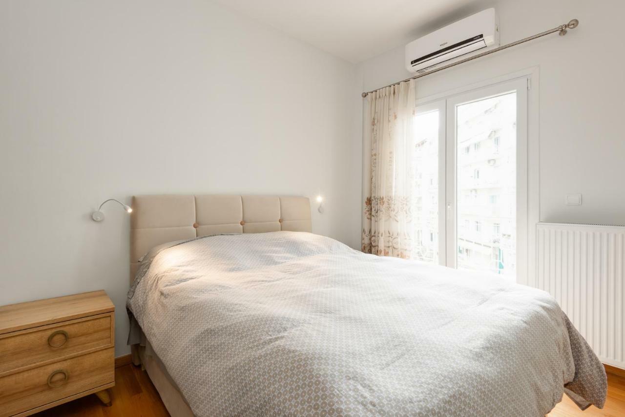 Brand-New Modern Flat In Heart Of City テッサロニキ エクステリア 写真