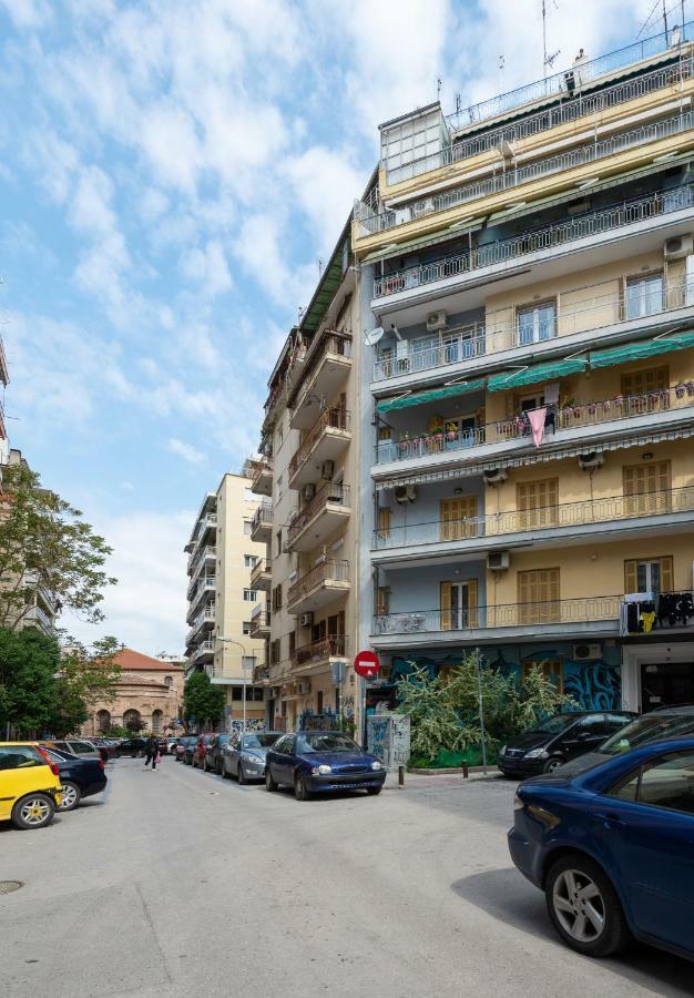 Brand-New Modern Flat In Heart Of City テッサロニキ エクステリア 写真
